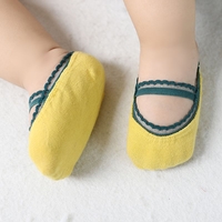 Baby / Toddler Stylish Solid Lace Trim Socks